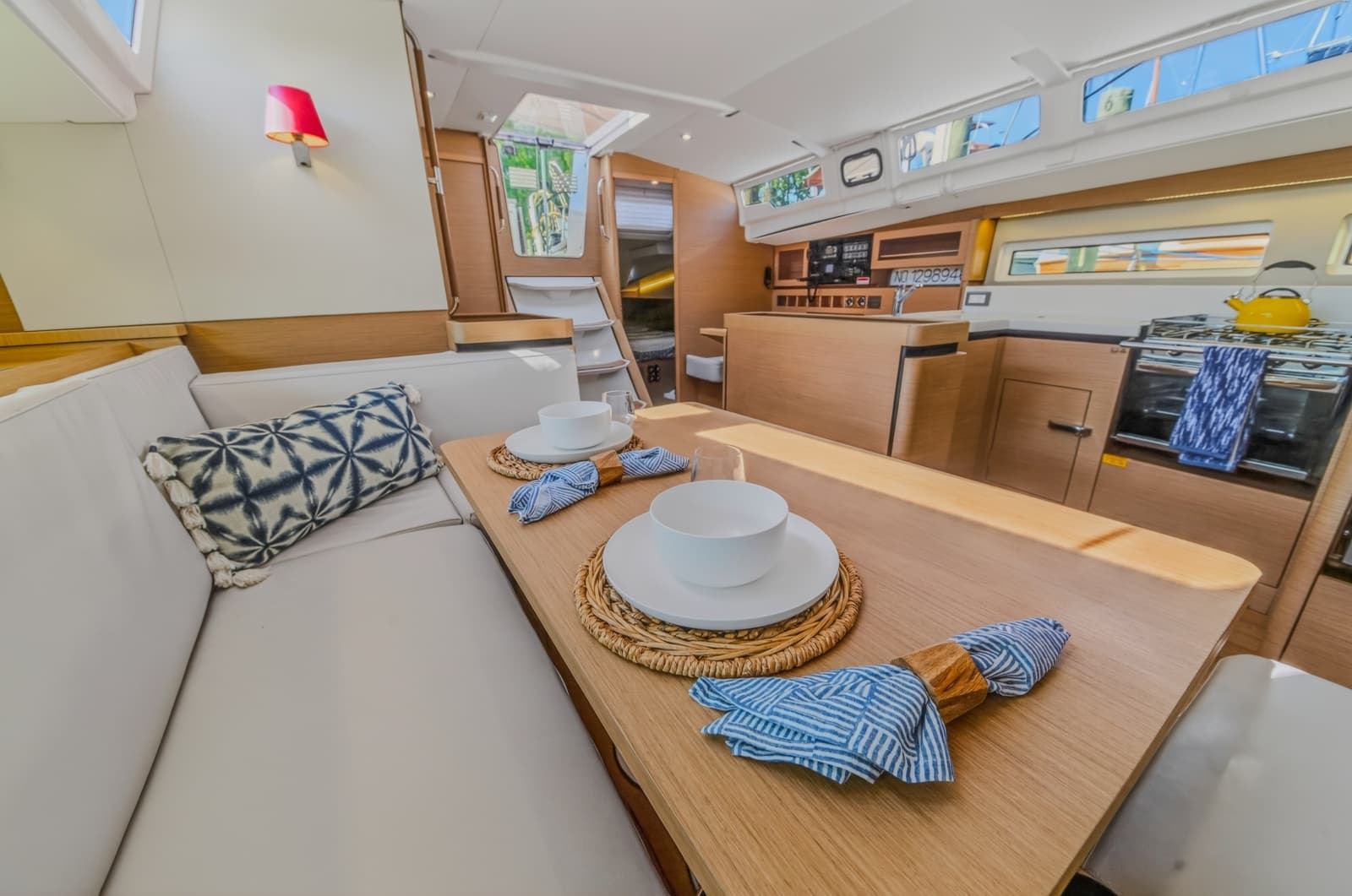 2019 Jeanneau Sun Odyssey 490 - Photo 17