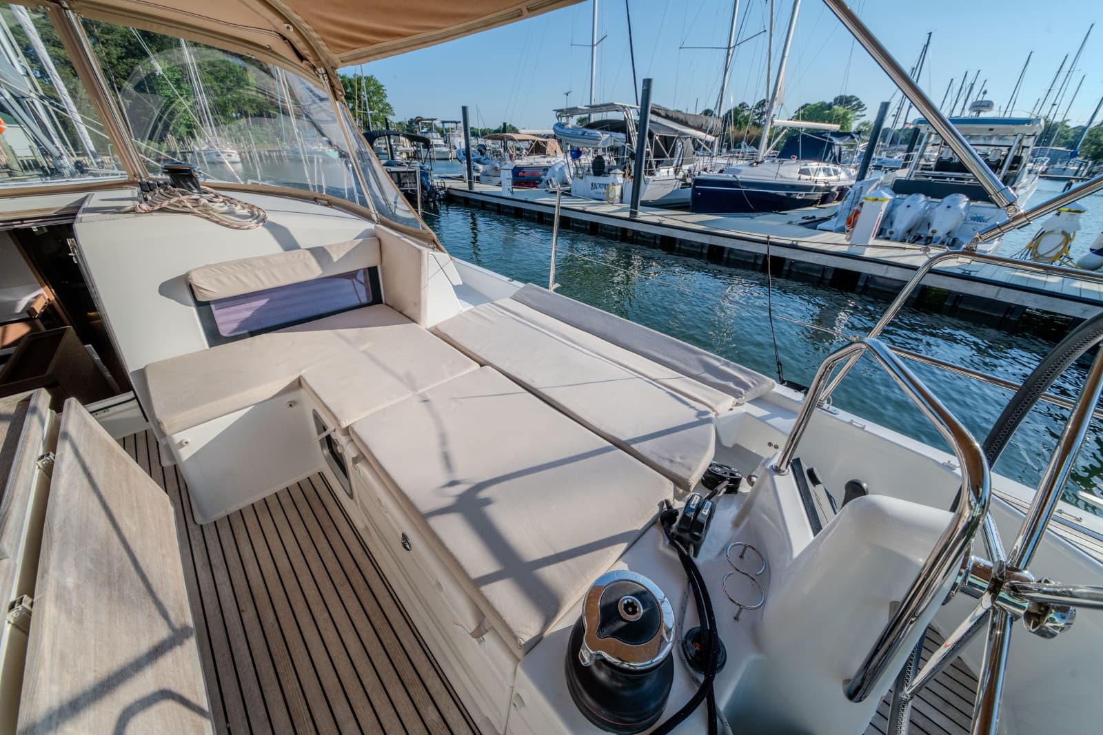2019 Jeanneau Sun Odyssey 490 - Photo 85