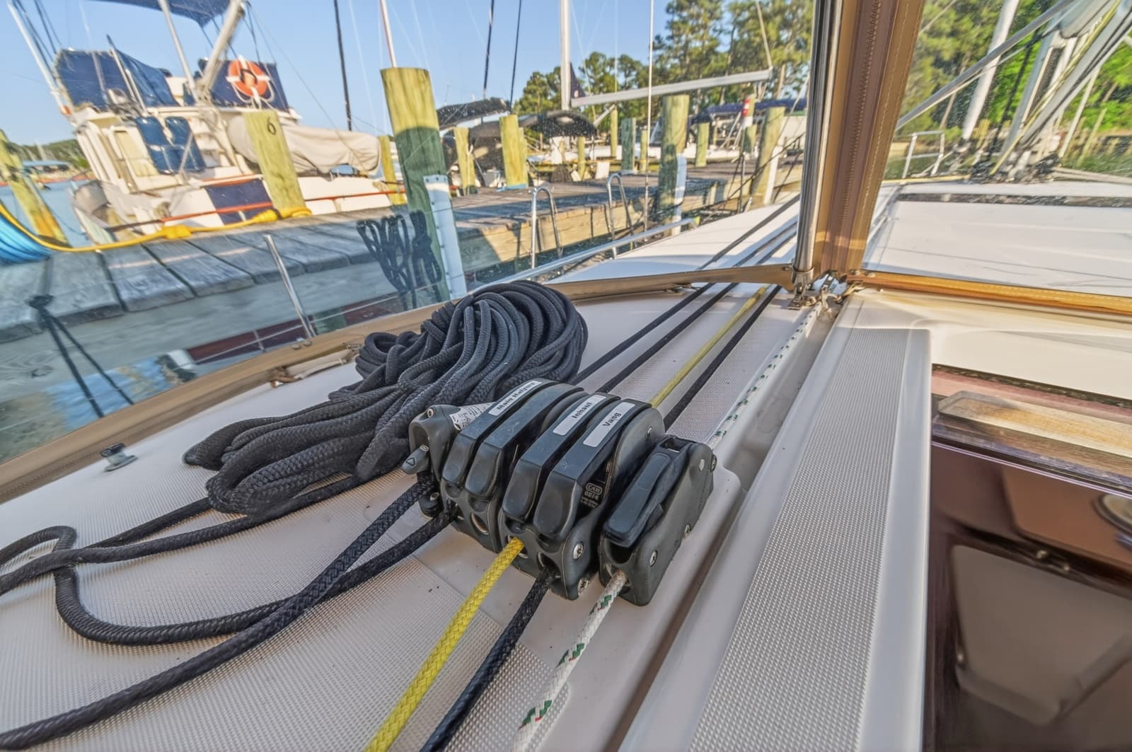 2019 Jeanneau Sun Odyssey 490 - Photo 89