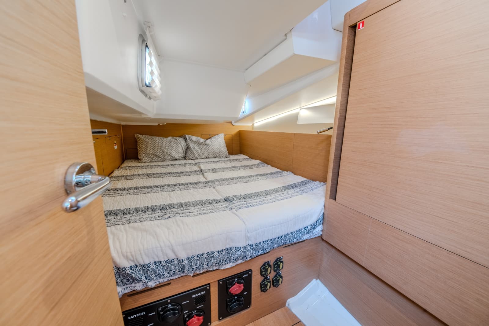 2019 Jeanneau Sun Odyssey 490 - Photo 44