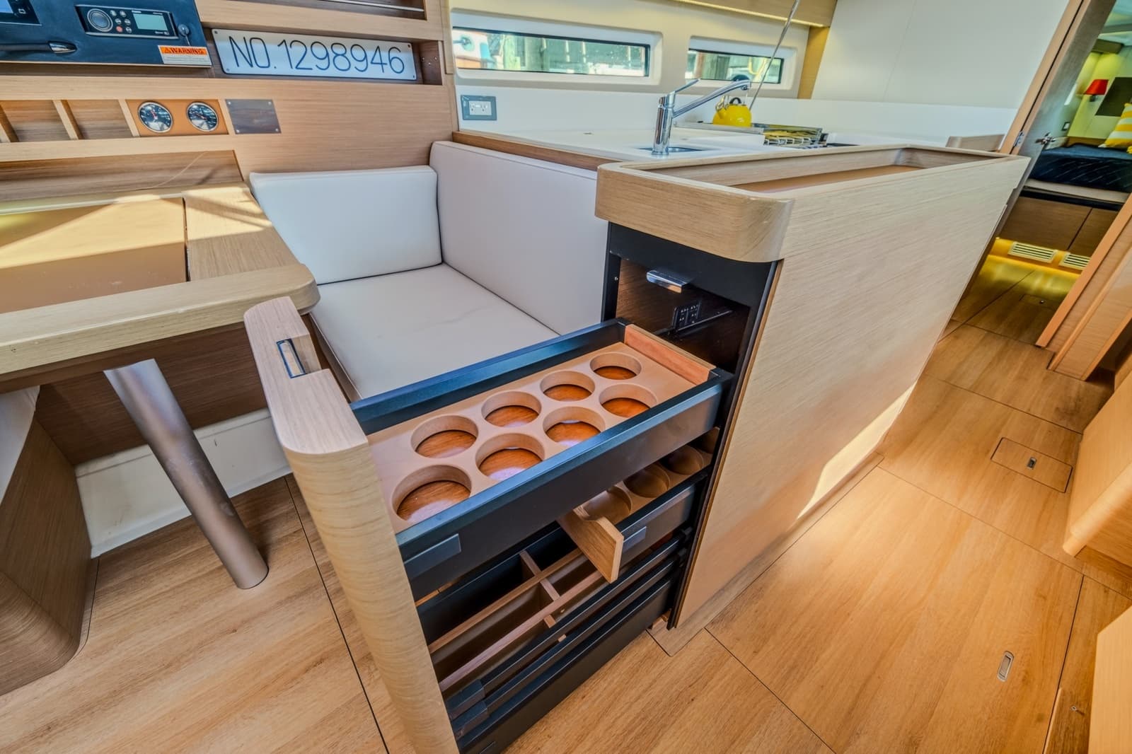 2019 Jeanneau Sun Odyssey 490 - Photo 33