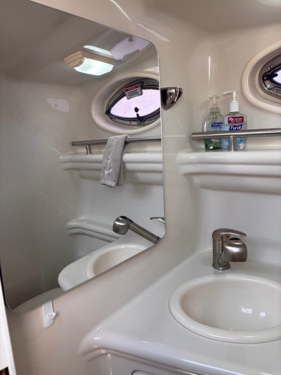 2008 Sea Ray Sundancer - Photo 16