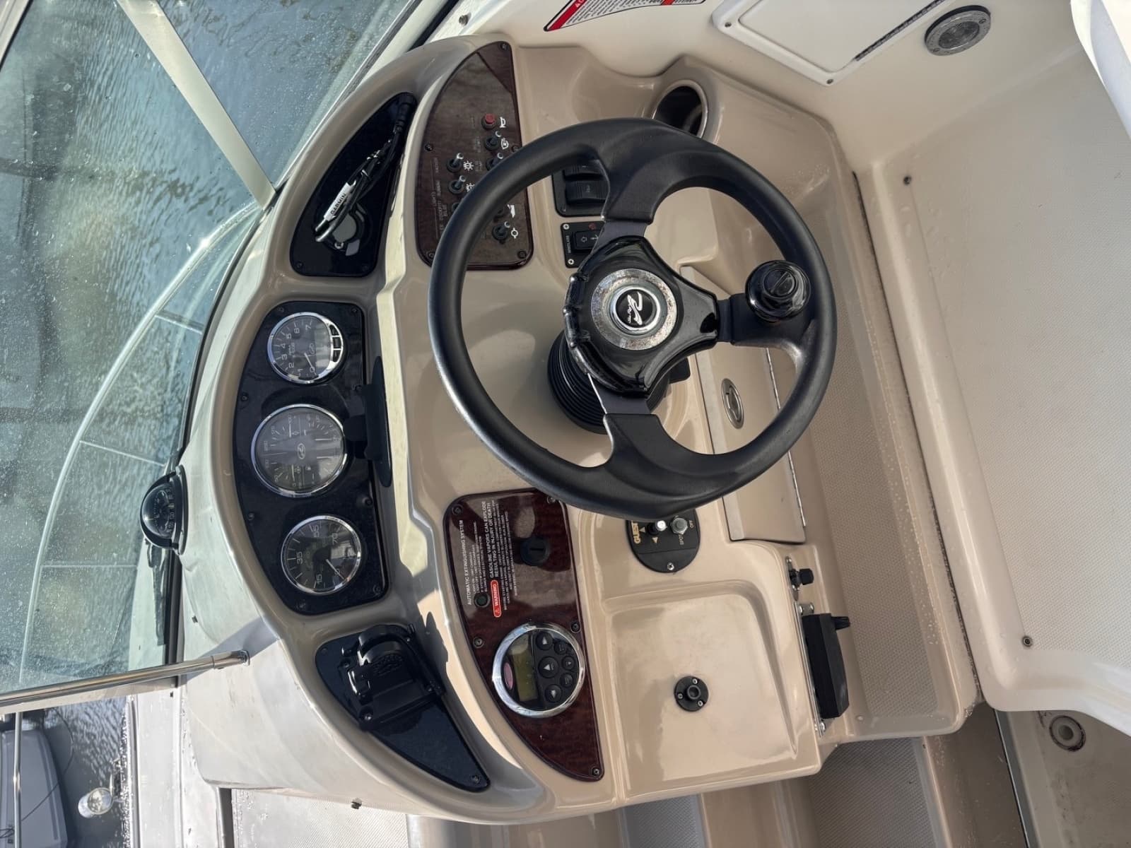 2025 Sea Ray  - Photo 32