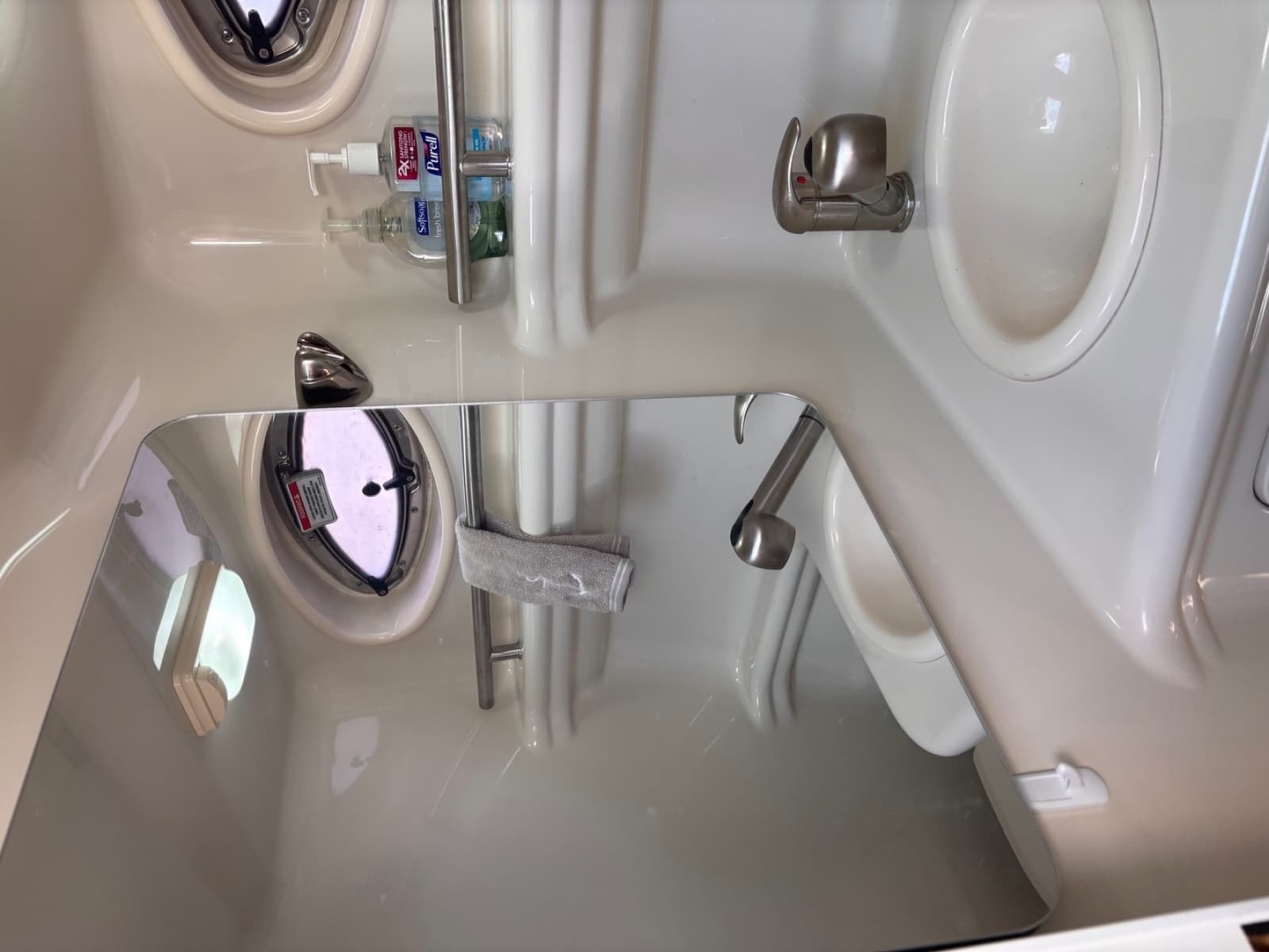 2025 Sea Ray  - Photo 17