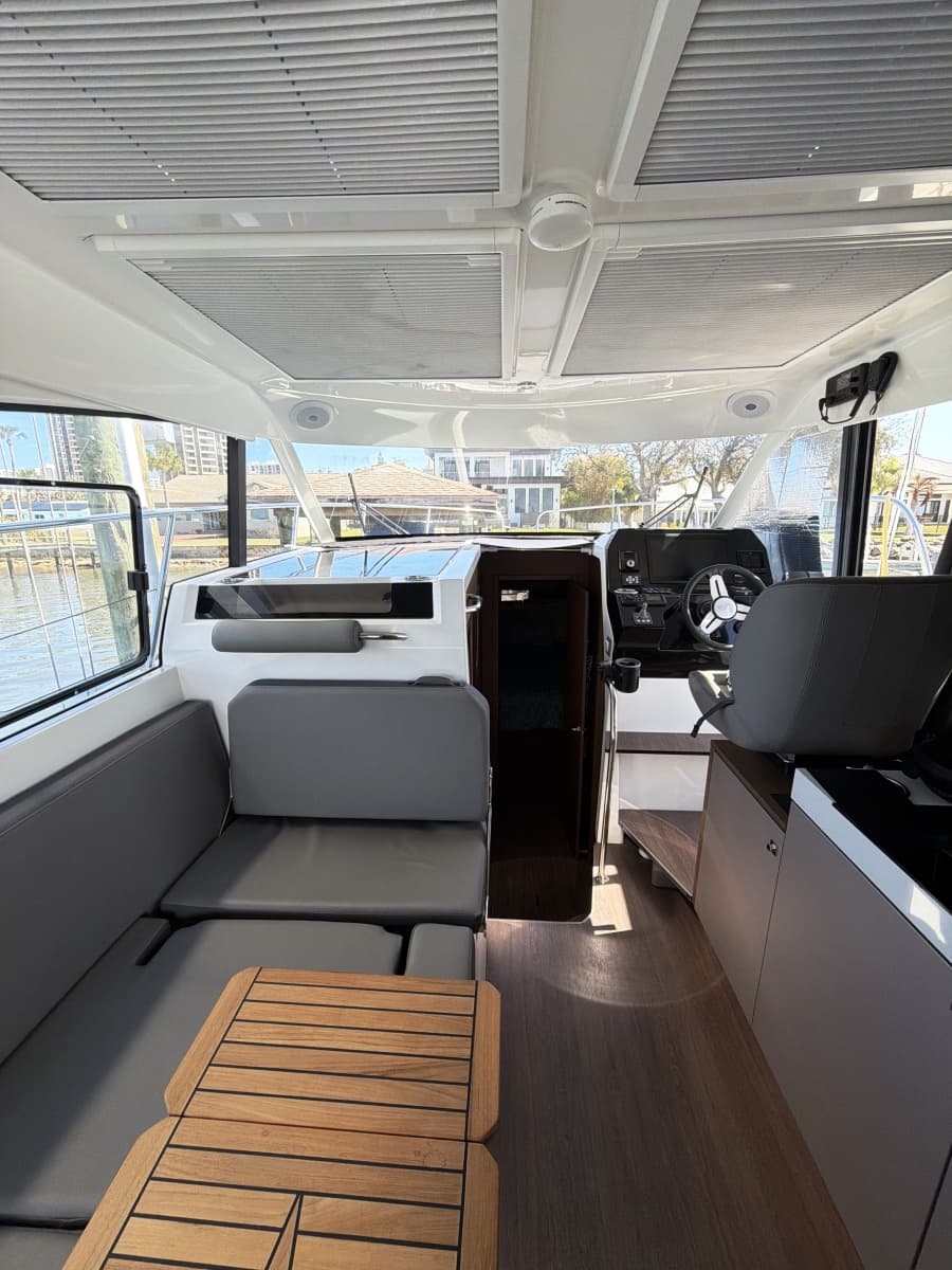 2023 Beneteau Antares 11 - Photo 12