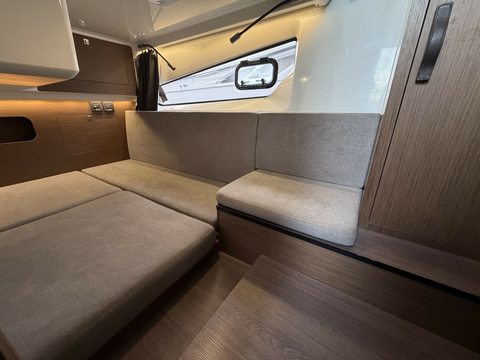 2023 Beneteau Antares 11 - Photo 23