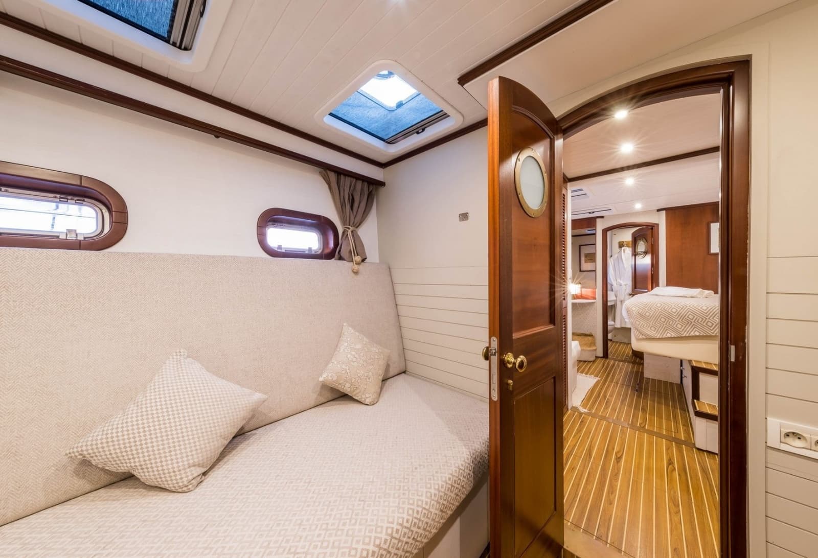 2009 Sunreef 70 - Photo 25
