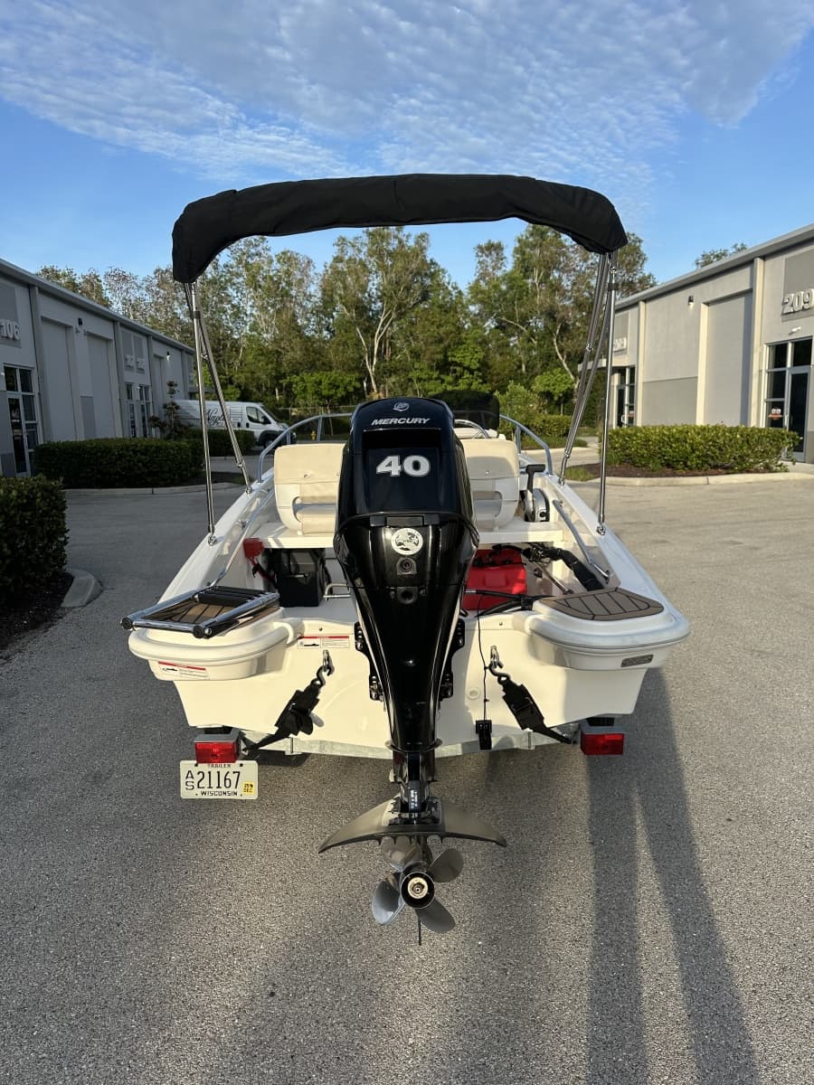 2025 Boston Whaler 130 Super Sport - Photo 4