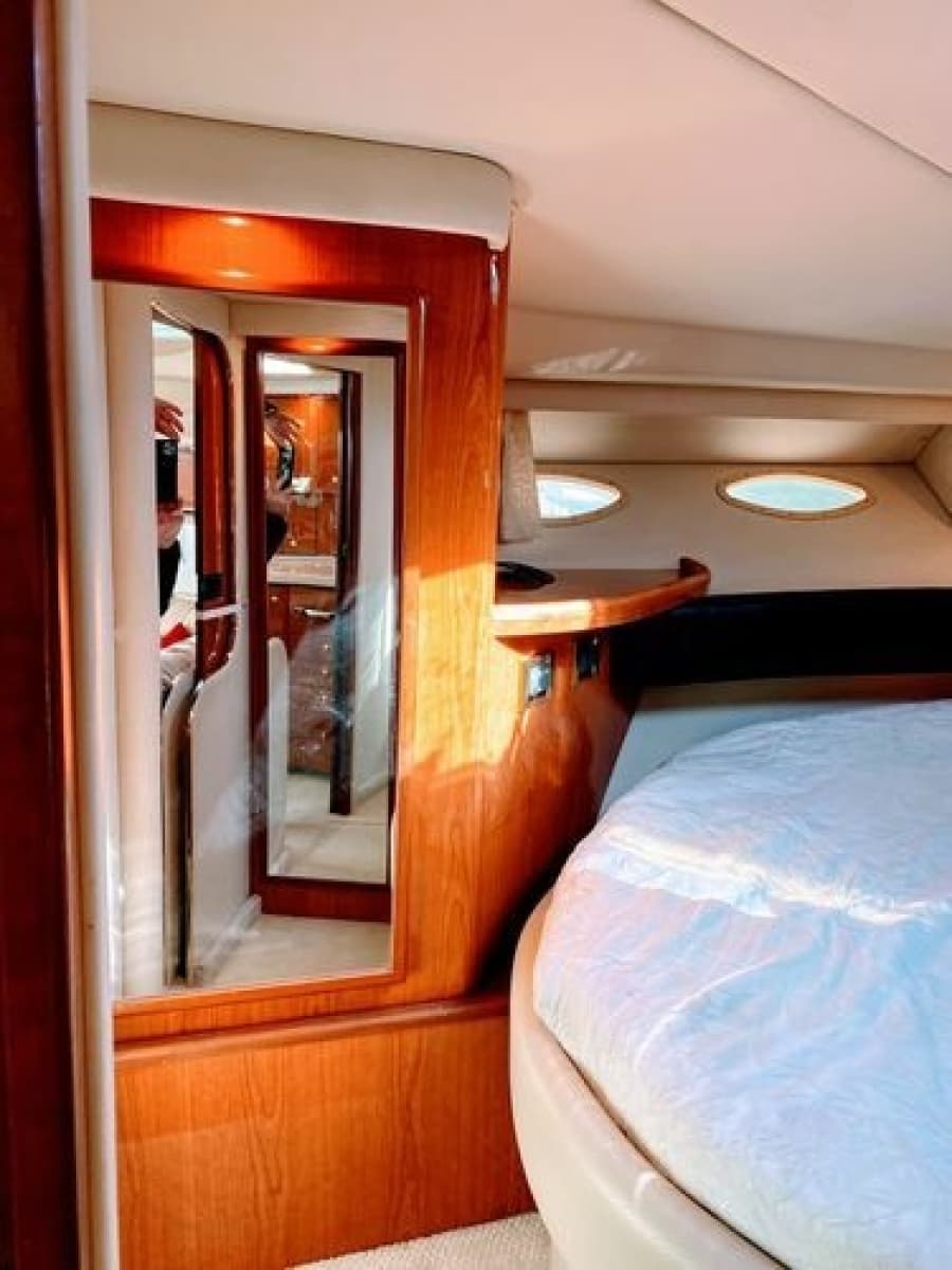 1999 Sea Ray 370 Express - Photo 33