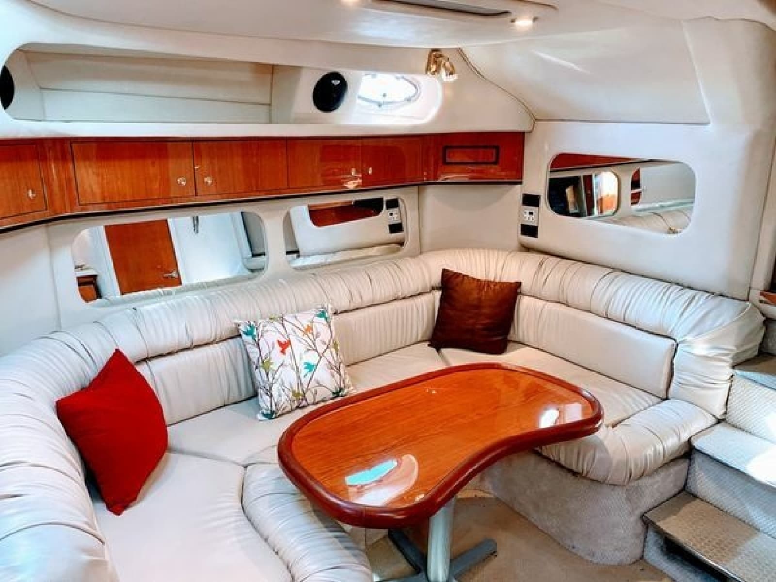 1999 Sea Ray 370 Express - Photo 23