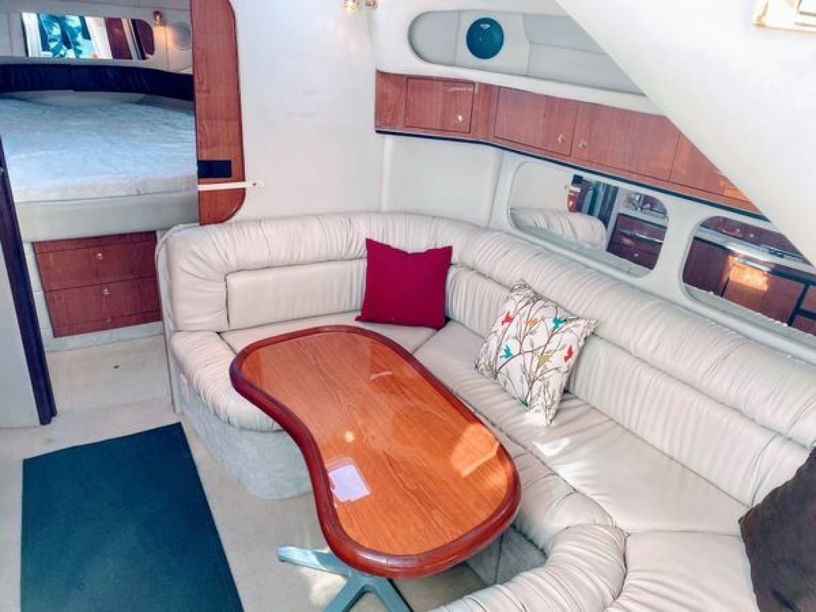 1999 Sea Ray 370 Express - Photo 24