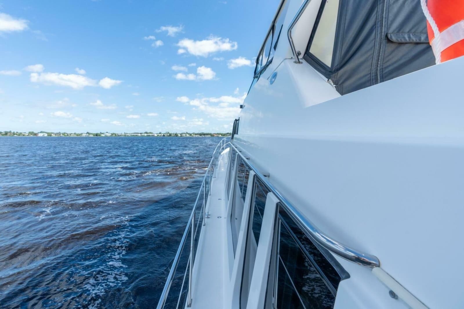 2009 Pacific Mariner 65 Motor Yacht - Photo 23