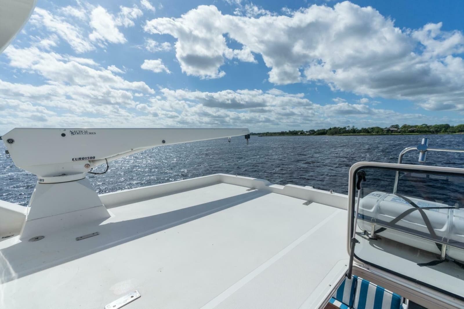 2009 Pacific Mariner 65 Motor Yacht - Photo 13