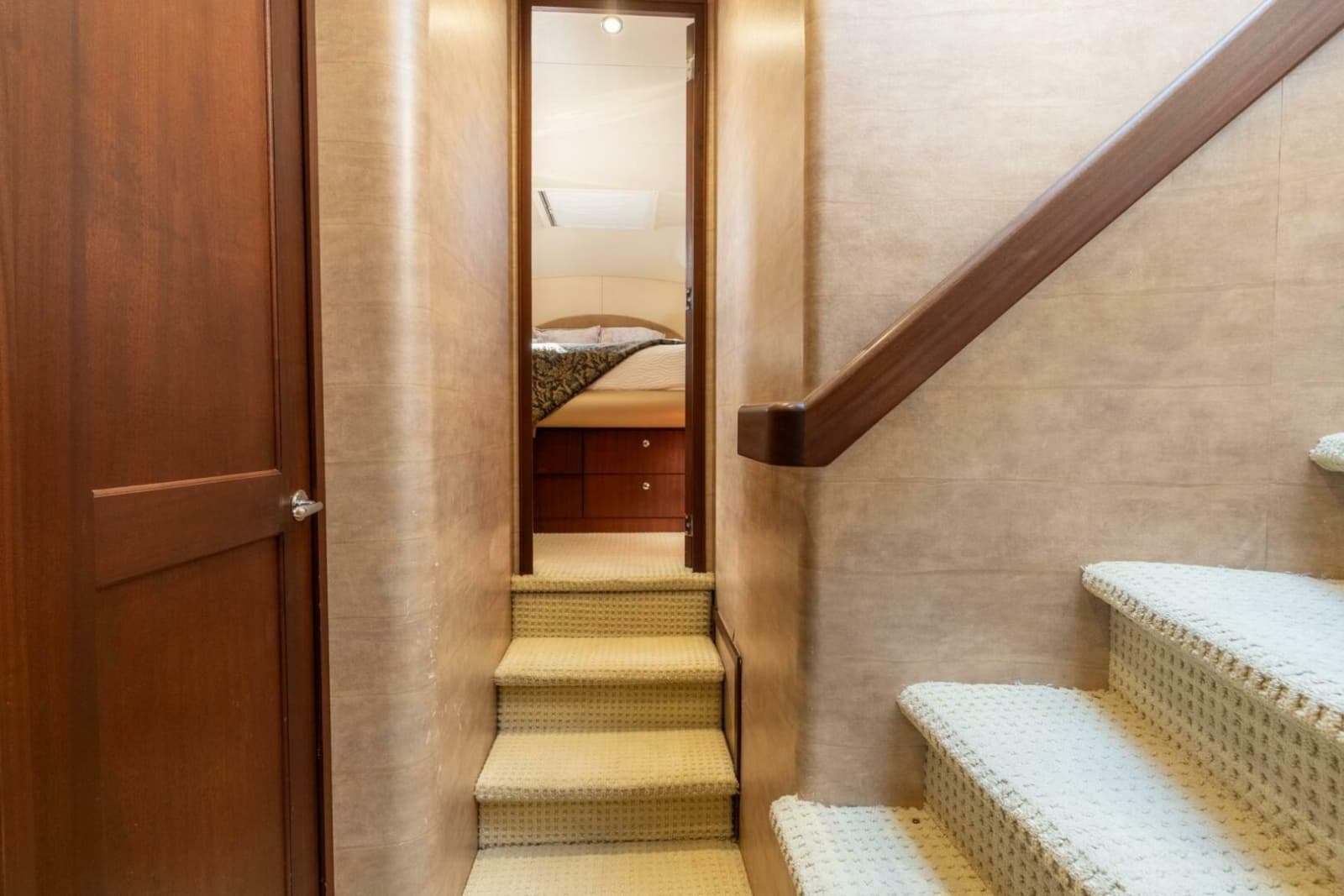 2009 Pacific Mariner 65 Motor Yacht - Photo 43