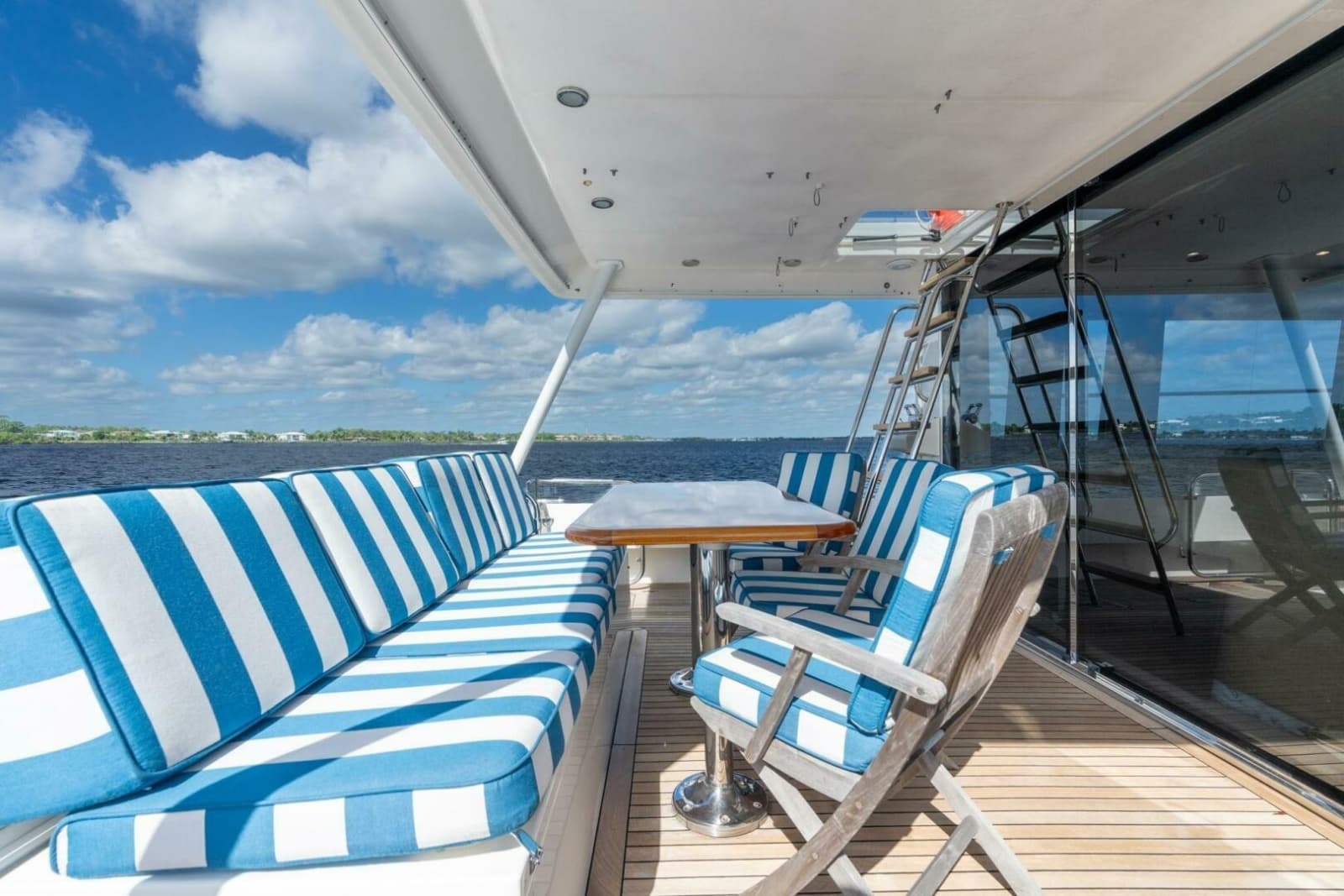 2009 Pacific Mariner 65 Motor Yacht - Photo 29
