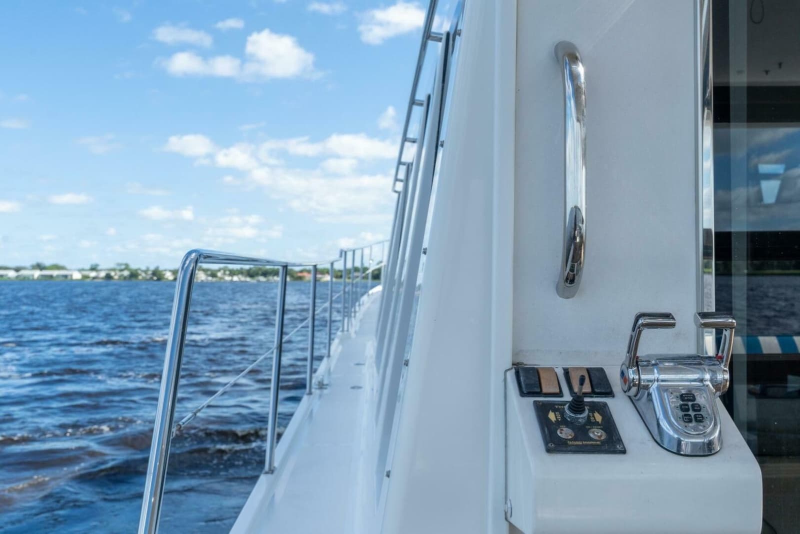 2009 Pacific Mariner 65 Motor Yacht - Photo 24