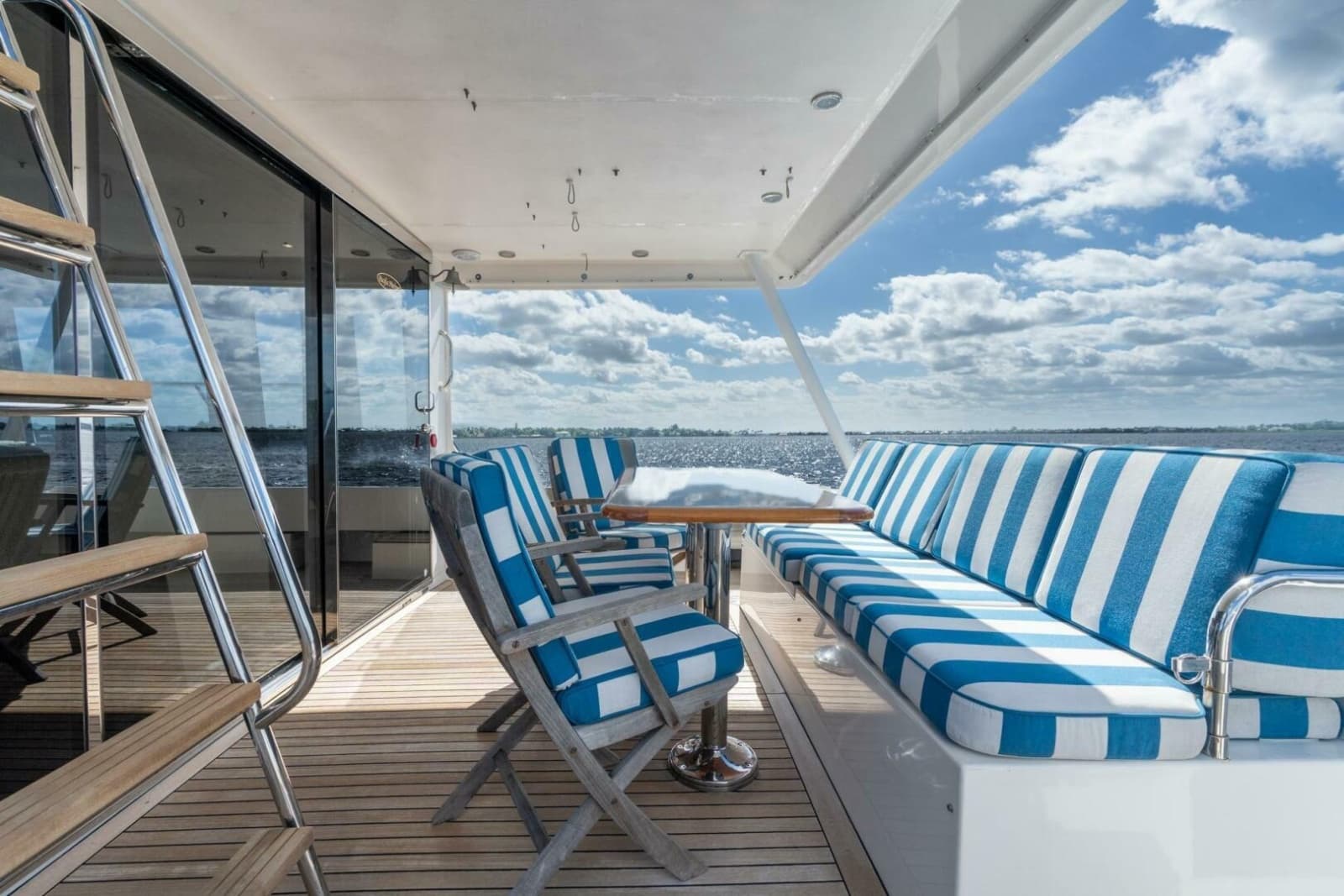 2009 Pacific Mariner 65 Motor Yacht - Photo 28