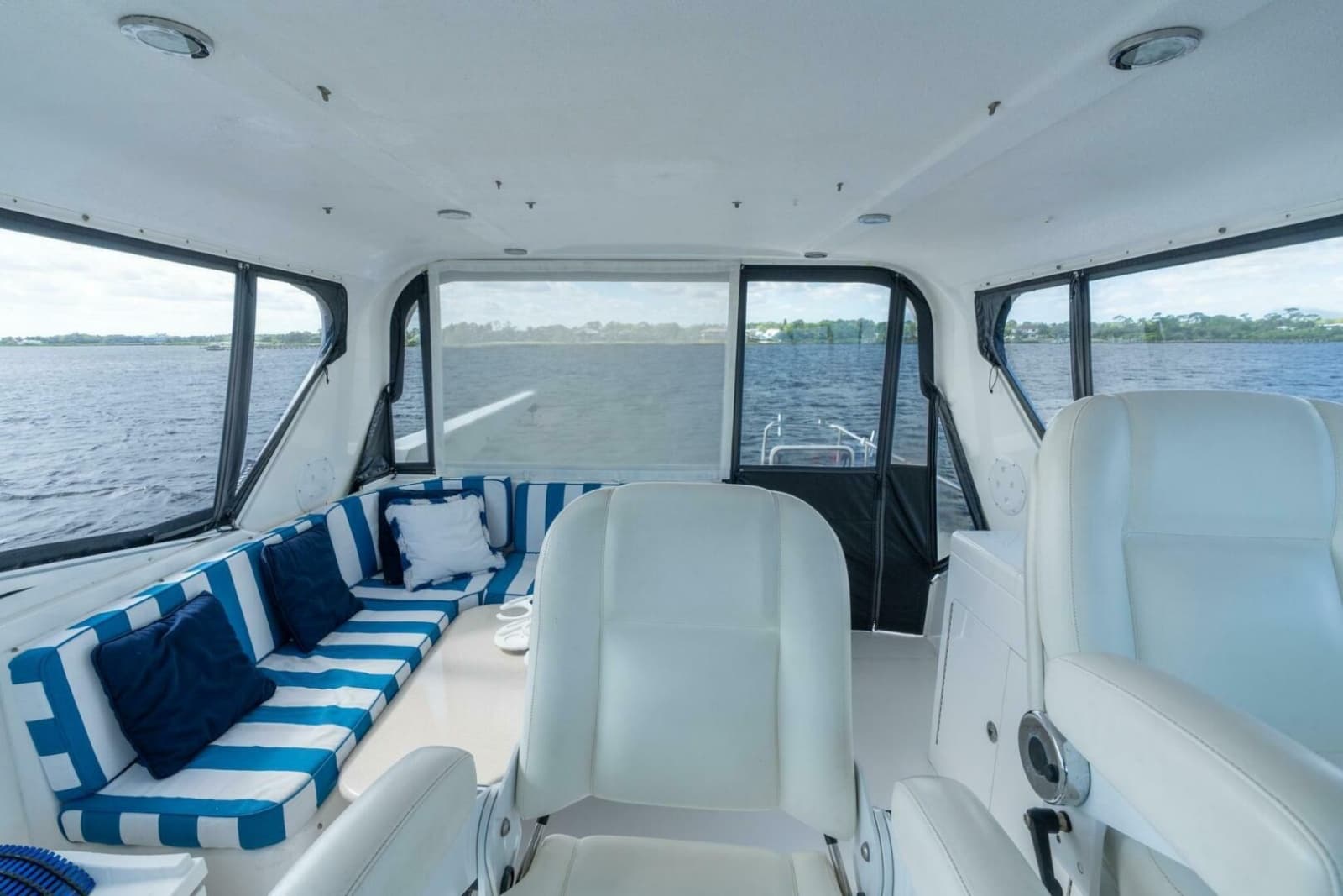2009 Pacific Mariner 65 Motor Yacht - Photo 16