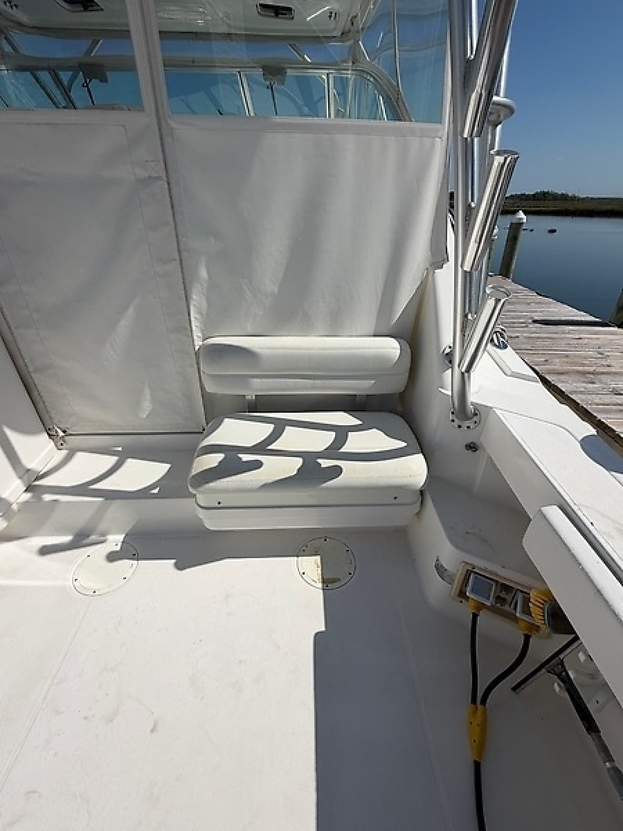 2005 Rampage 33 Express - Photo 16