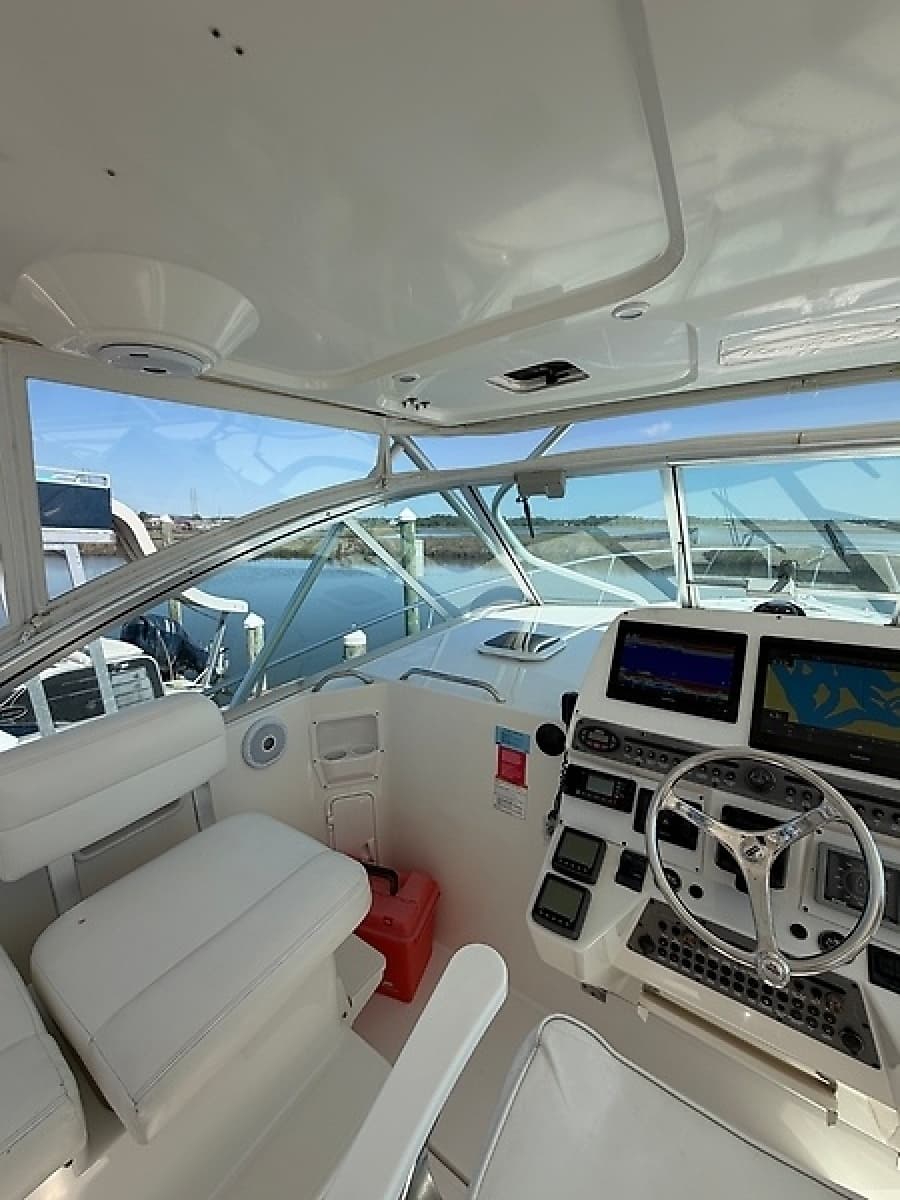 2005 Rampage 33 Express - Photo 27