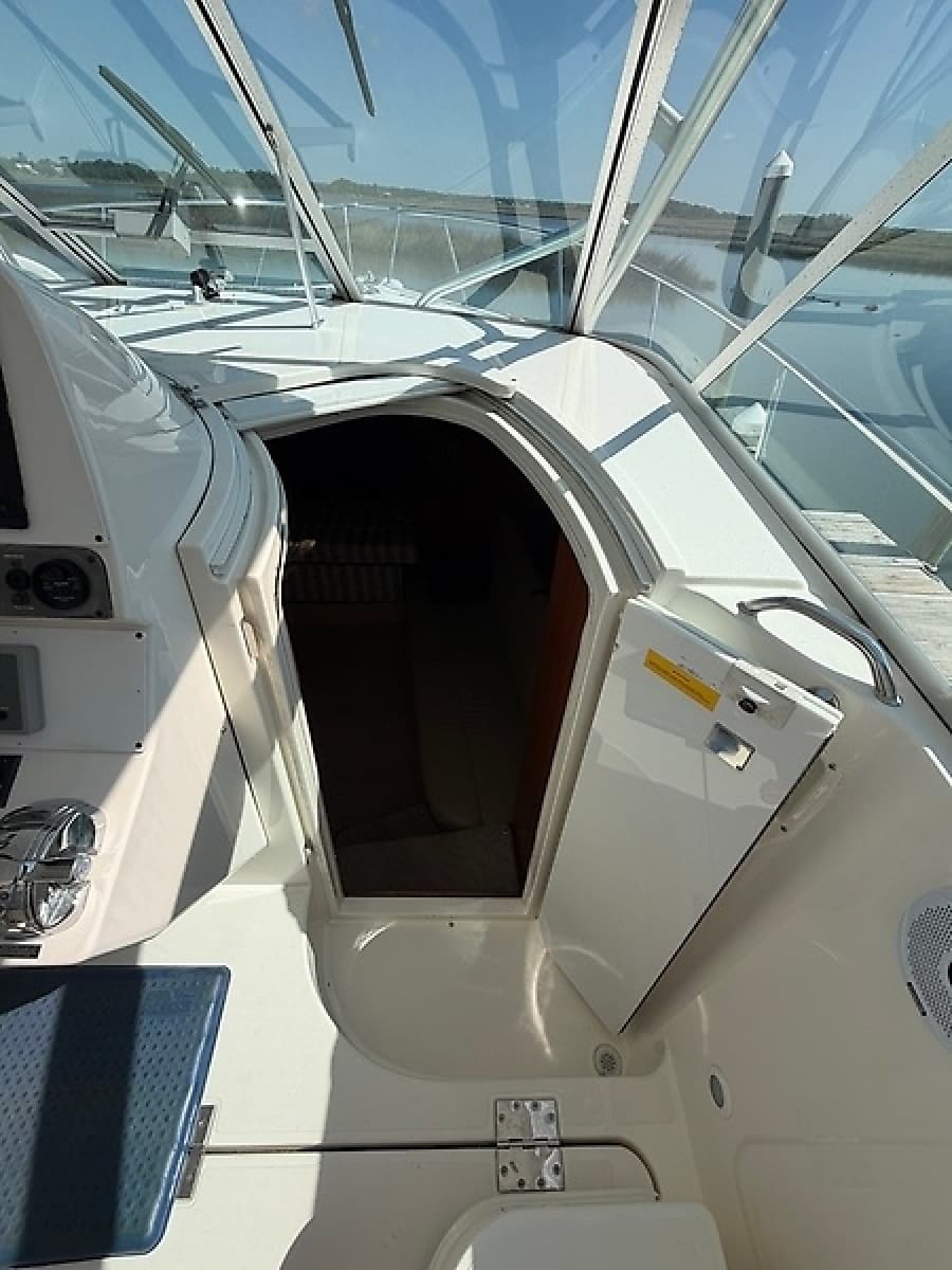 2005 Rampage 33 Express - Photo 29