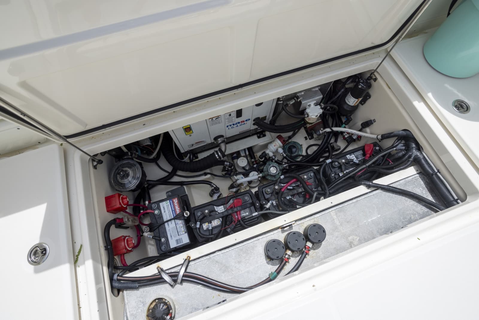 2014 Boston Whaler 315 Conquest - Photo 13