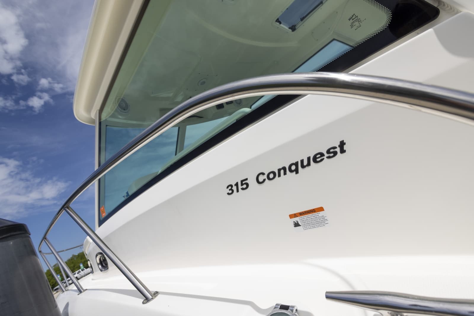 2014 Boston Whaler 315 Conquest - Photo 25