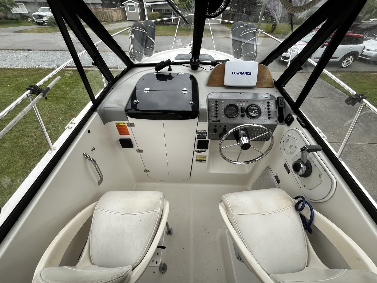 2005 Bayliner Trophy 2052 Walkaround - Photo 14