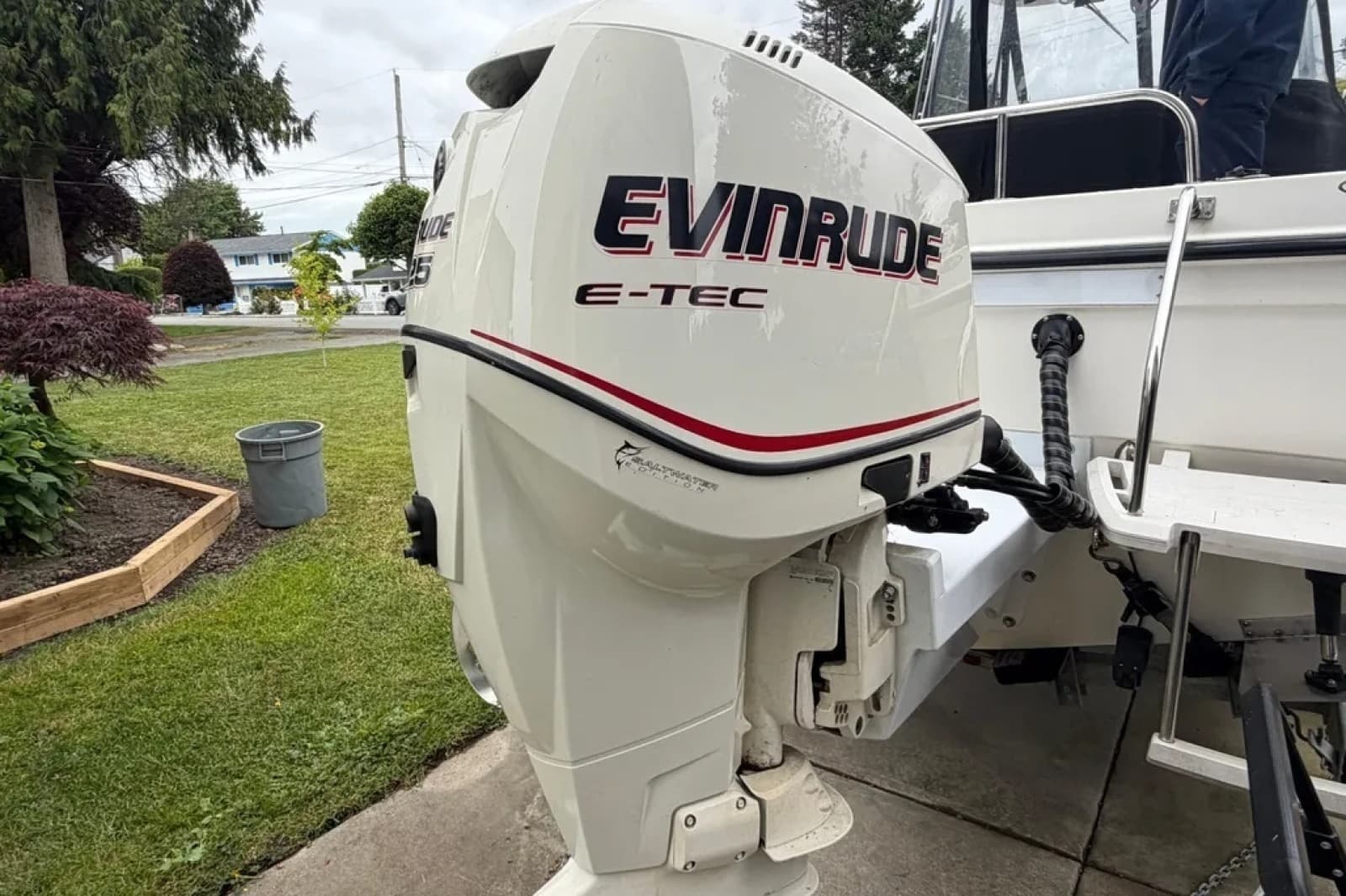 2005 Bayliner Trophy 2052 Walkaround - Photo 9