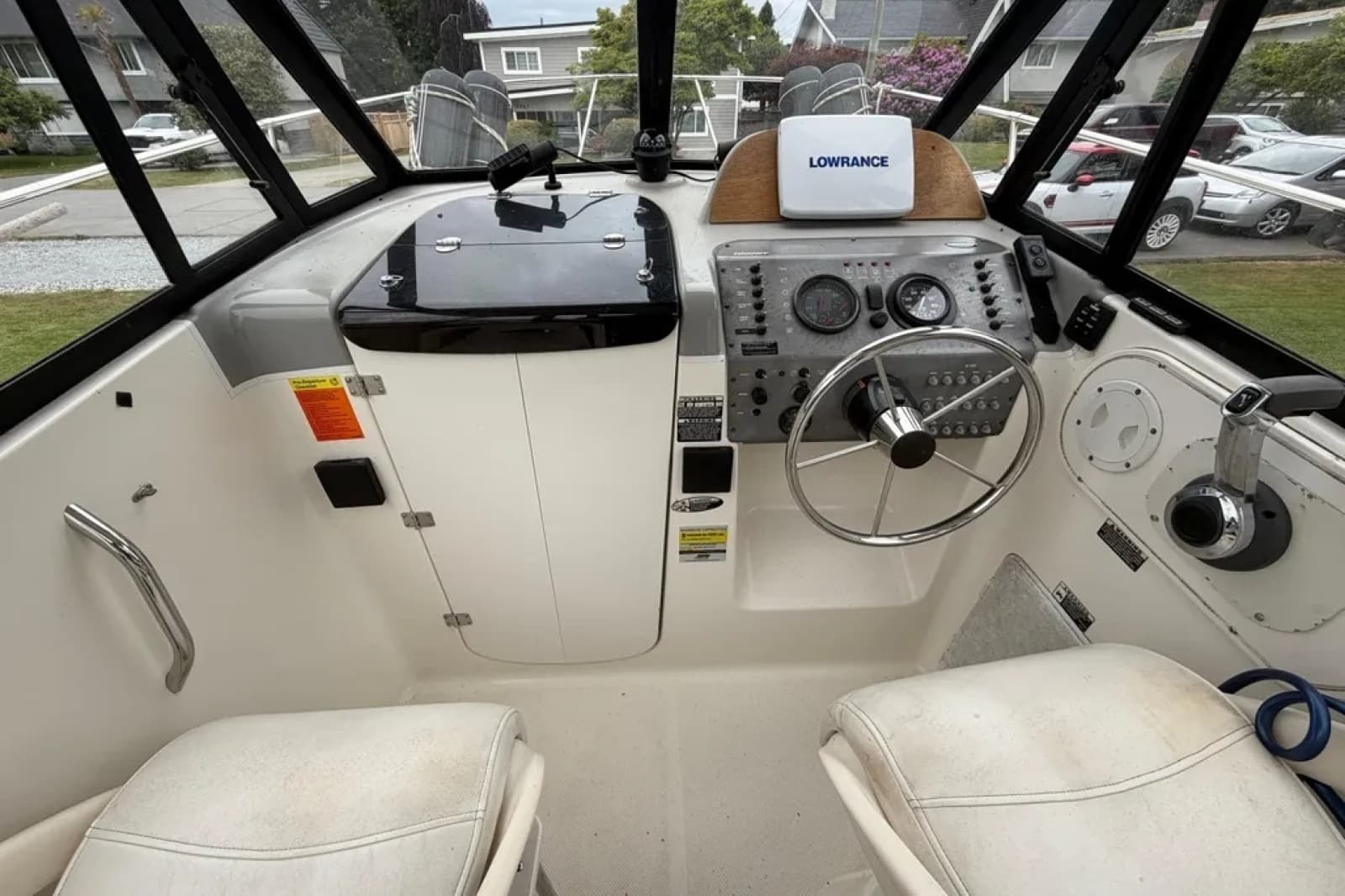 2005 Bayliner Trophy 2052 Walkaround - Photo 15