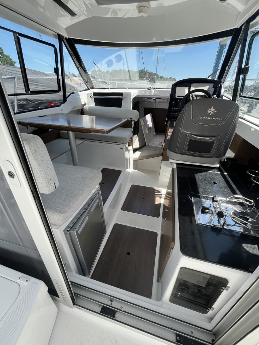 2022 Jeanneau NC 795 Series 2 - Photo 7