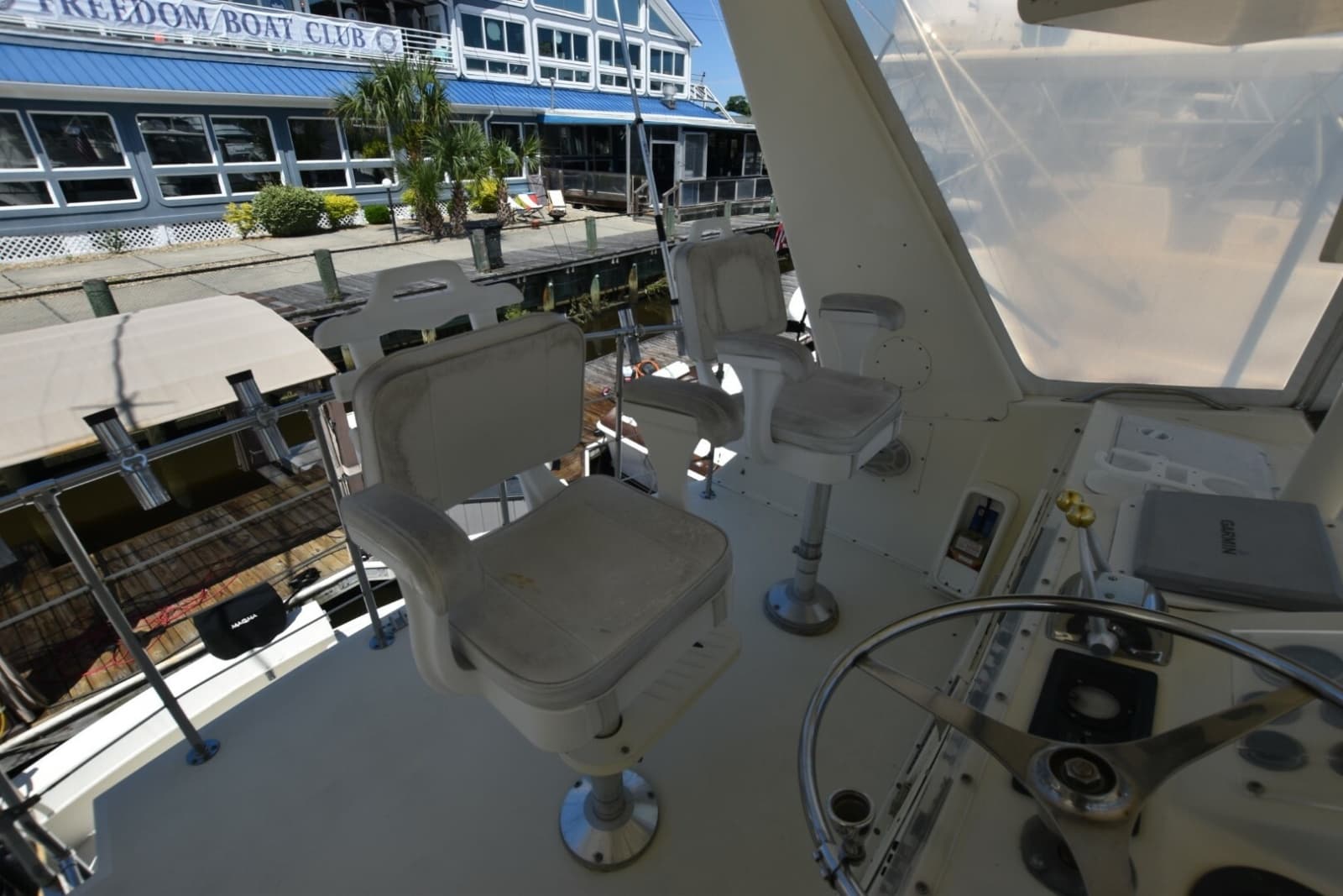 1983 Hatteras High Performance Convertible - Photo 9