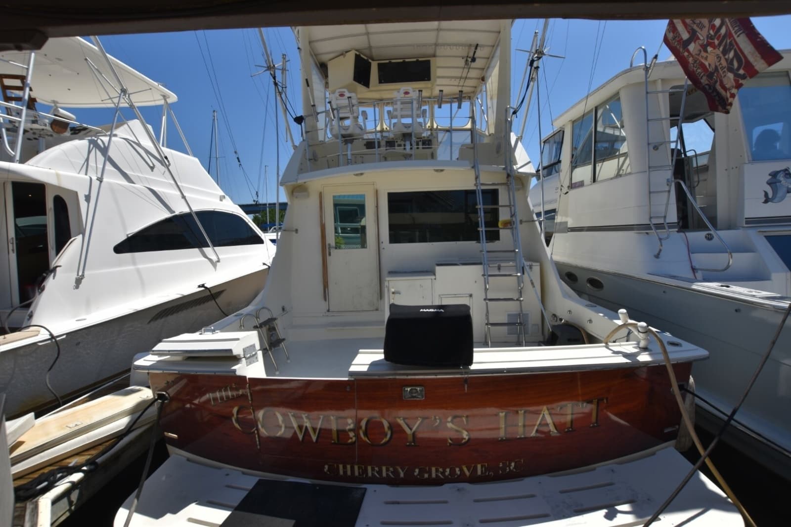 1983 Hatteras High Performance Convertible - Photo 3