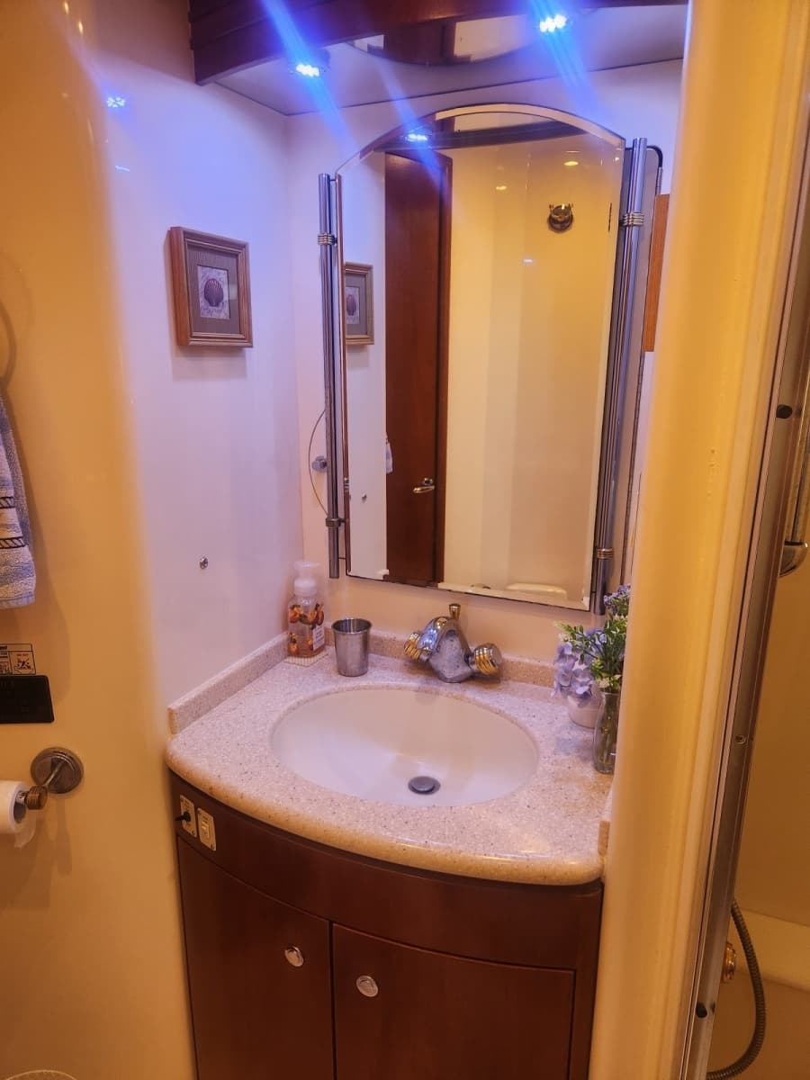 1998 Carver Voyager Pilothouse - Photo 29