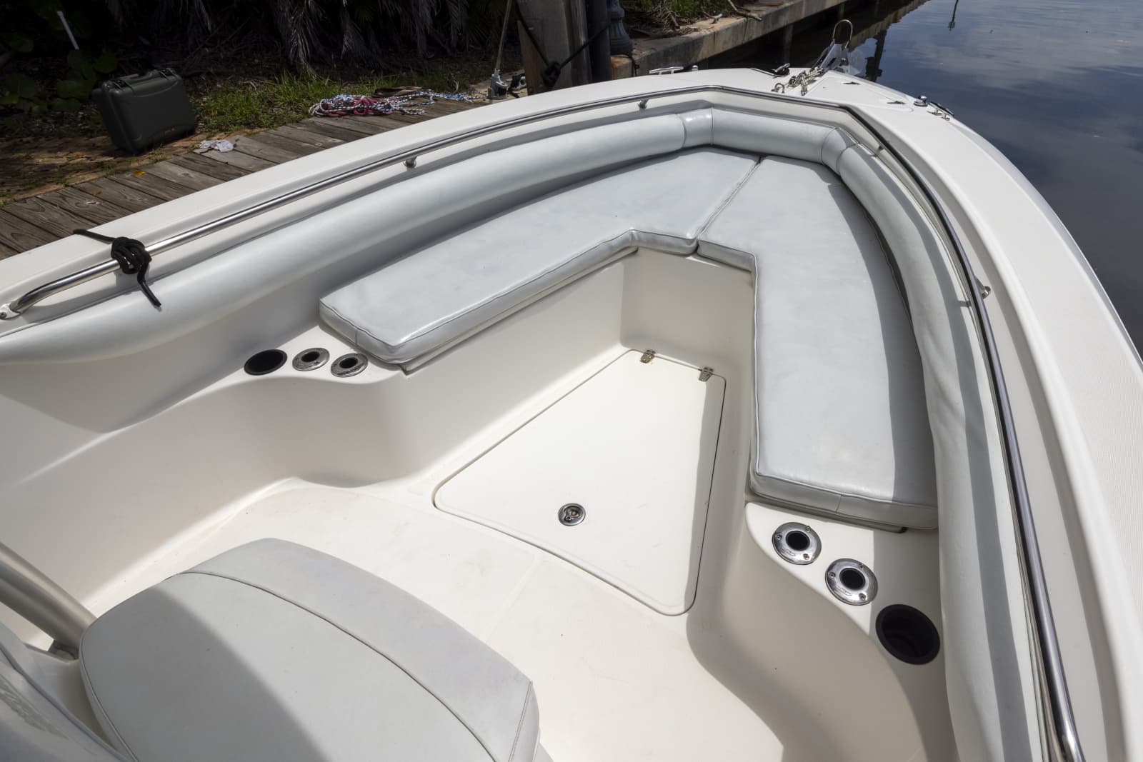 2007 Boston Whaler 270 OUTRAGE - Photo 2
