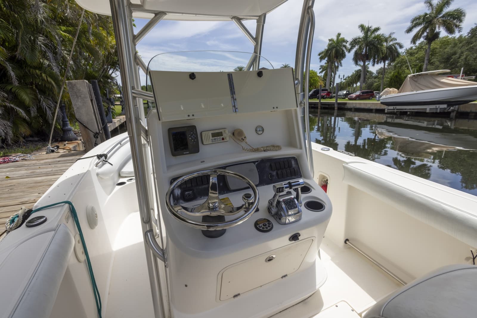 2007 Boston Whaler 270 OUTRAGE - Photo 7