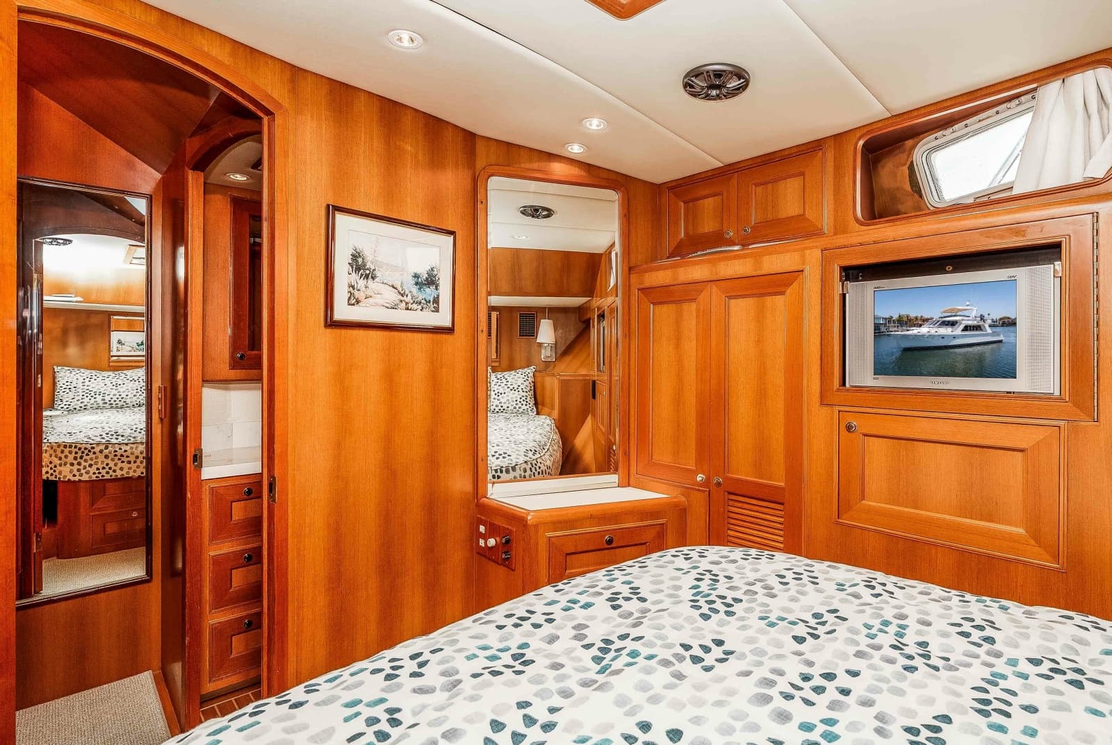 2005 Offshore Yachts Pilothouse - Photo 33