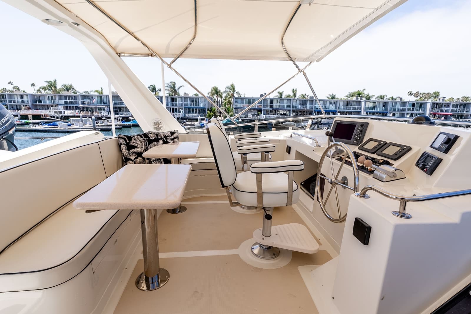 2005 Offshore Yachts Pilothouse - Photo 9