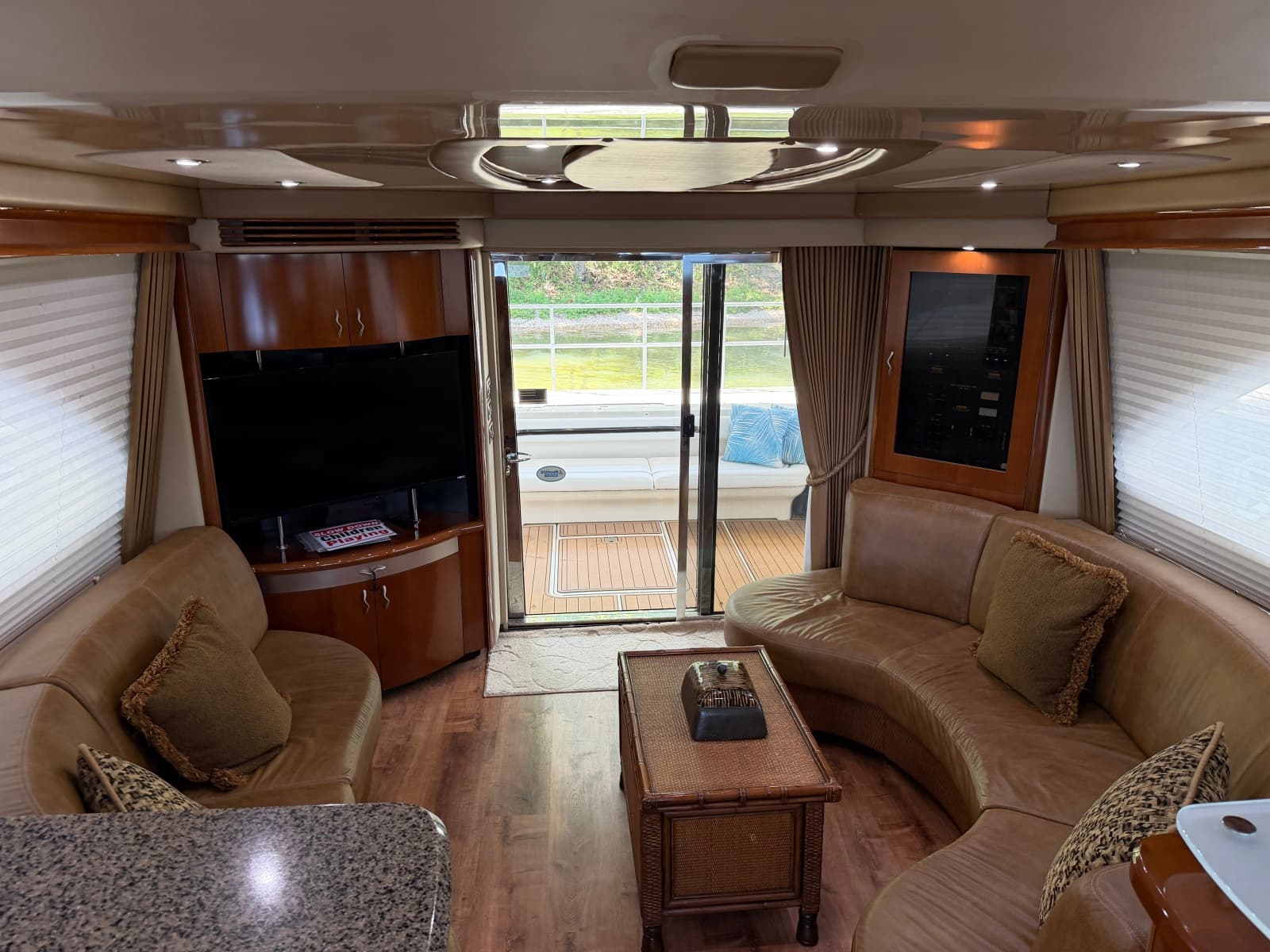 2005 Sea Ray 550 SEDAN BRIDGE - Photo 31