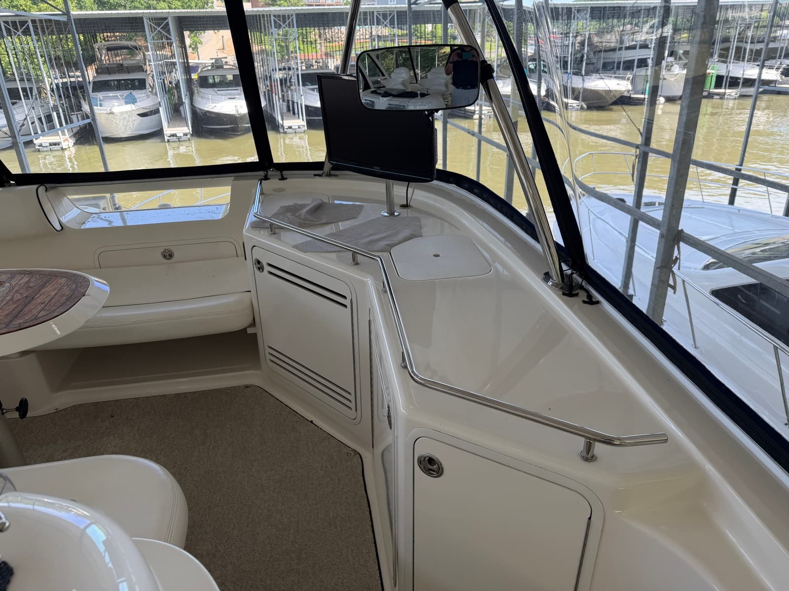 2005 Sea Ray 550 SEDAN BRIDGE - Photo 14