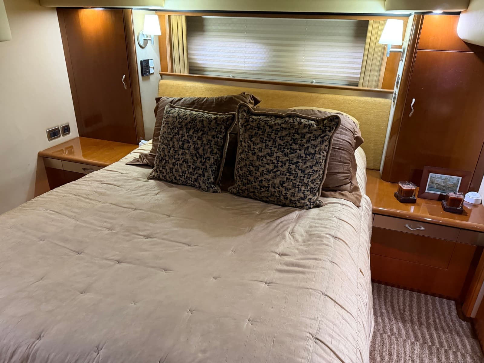 2005 Sea Ray 550 SEDAN BRIDGE - Photo 50