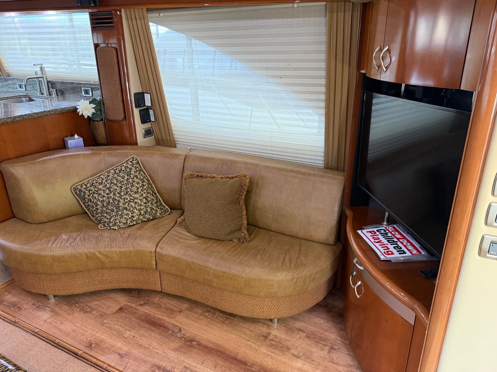 2005 Sea Ray 550 SEDAN BRIDGE - Photo 28