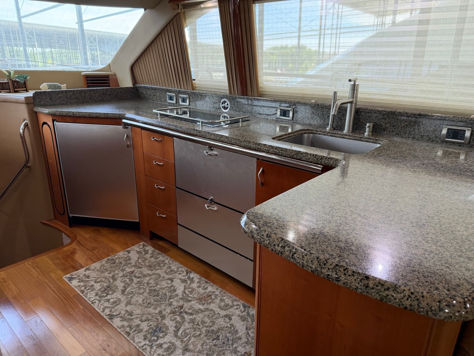 2005 Sea Ray 550 SEDAN BRIDGE - Photo 30