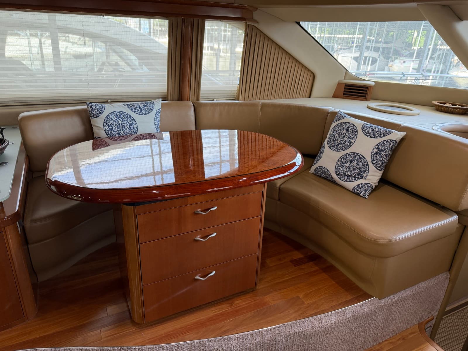 2005 Sea Ray 550 SEDAN BRIDGE - Photo 34
