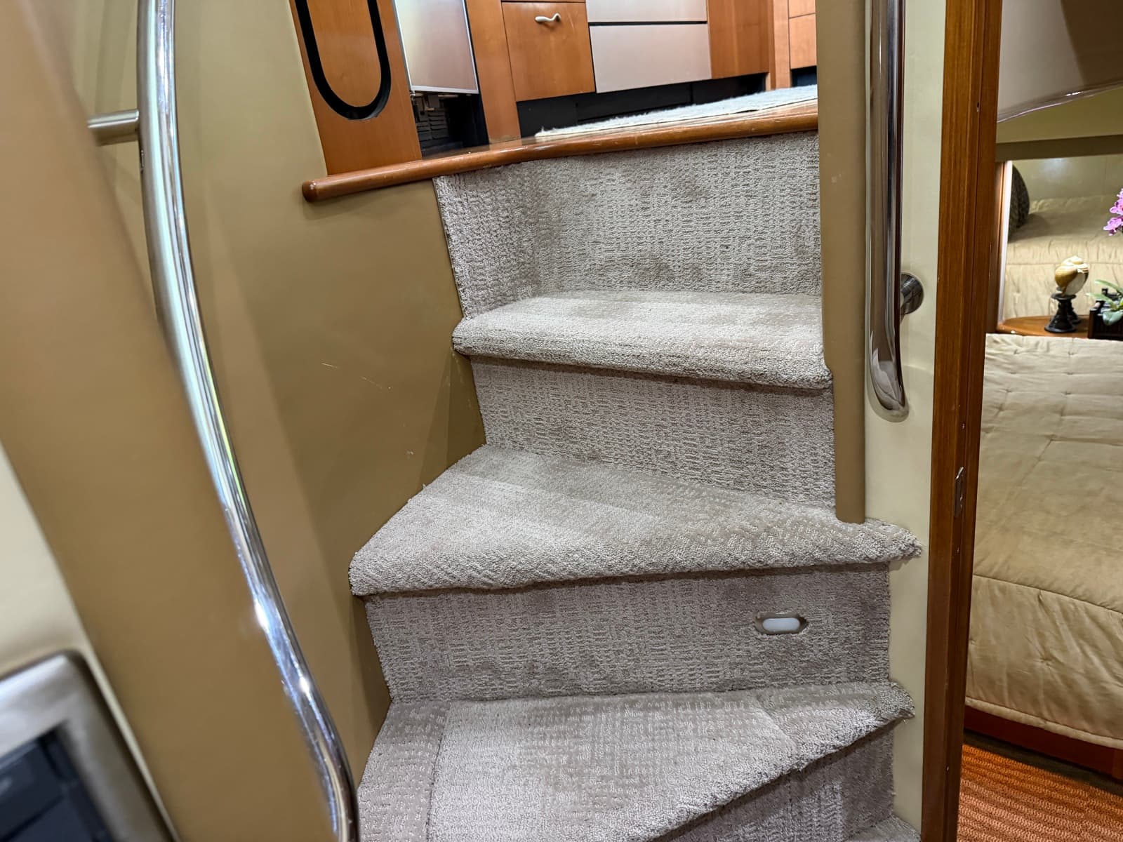 2005 Sea Ray 550 SEDAN BRIDGE - Photo 43