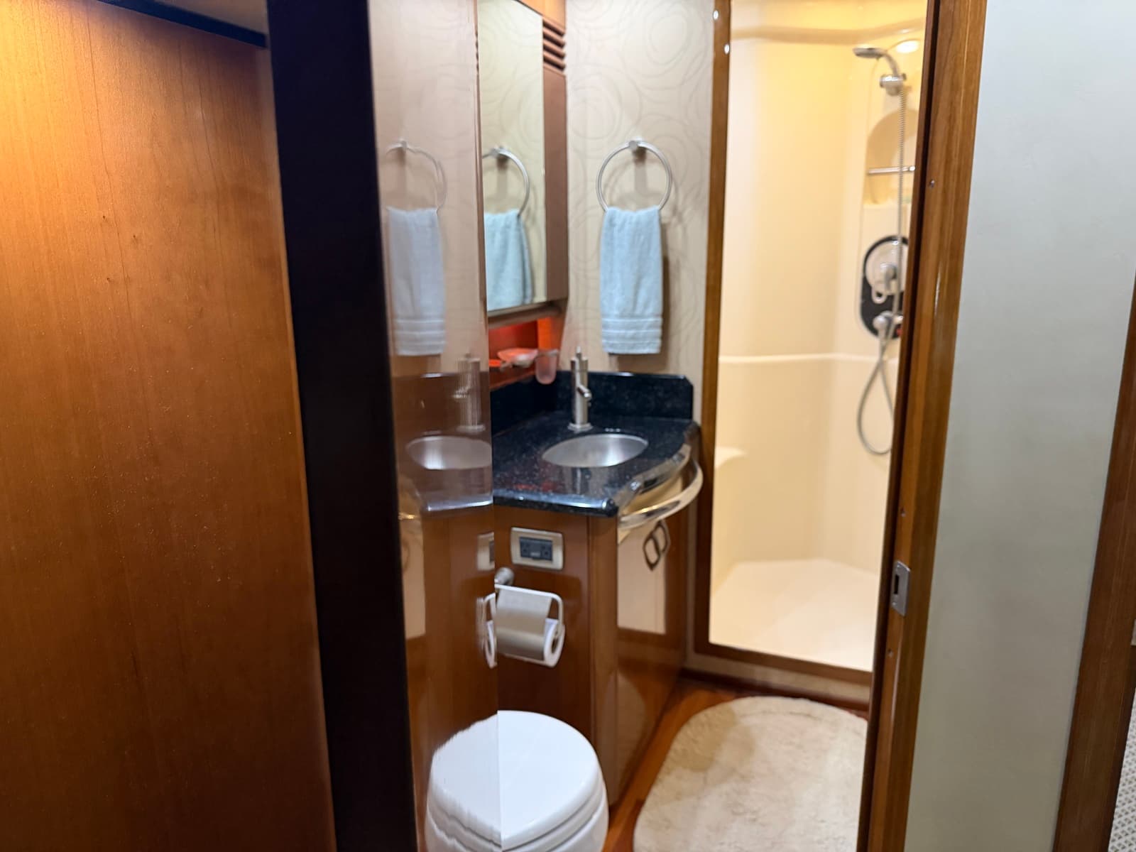 2005 Sea Ray 550 SEDAN BRIDGE - Photo 45