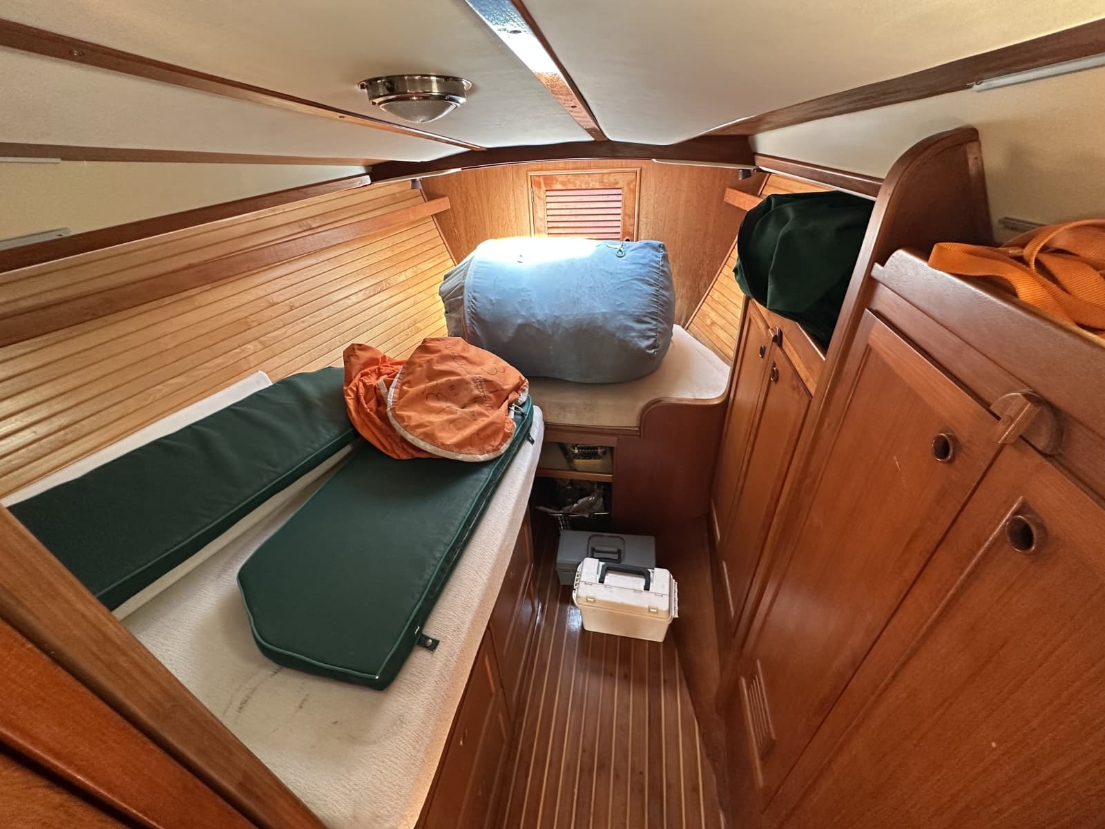 1983 Nordic 44 - Photo 40