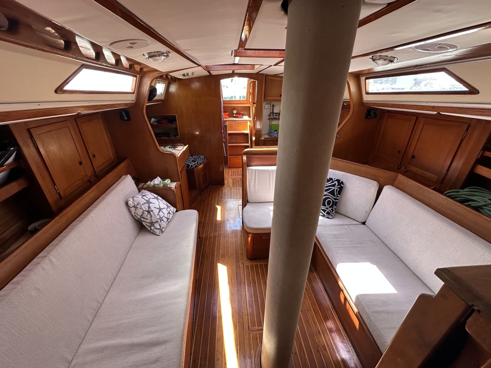 1983 Nordic 44 - Photo 41