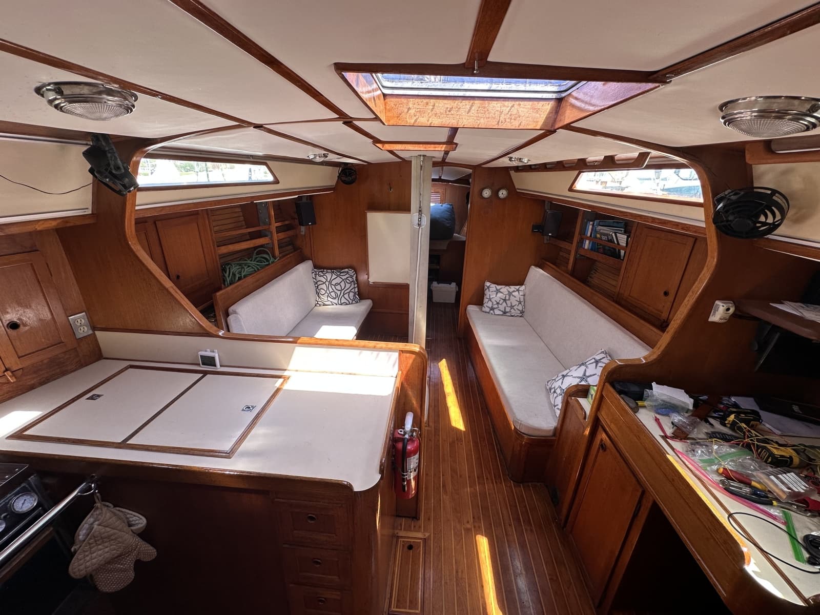 1983 Nordic 44 - Photo 43