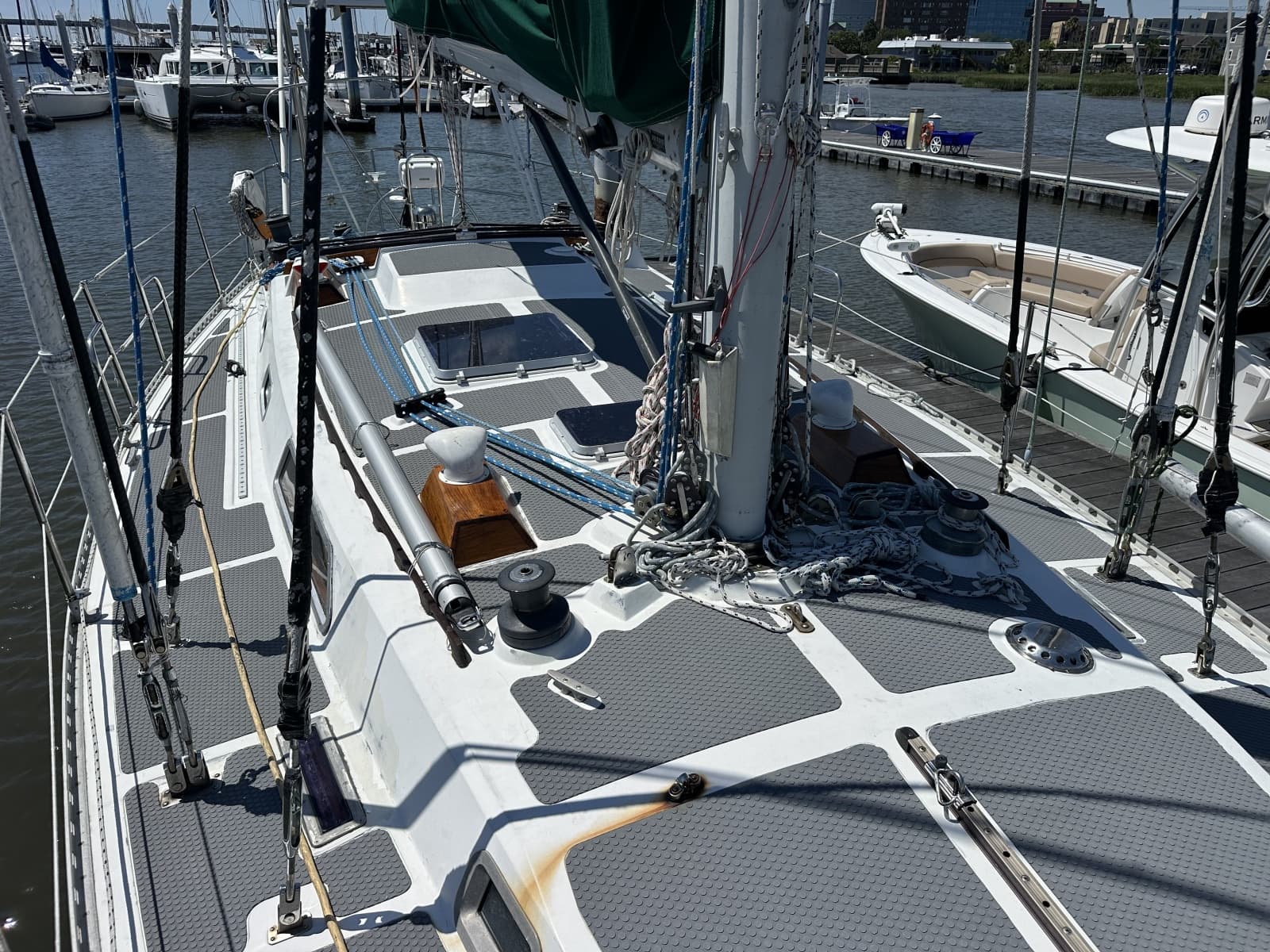 1983 Nordic 44 - Photo 13
